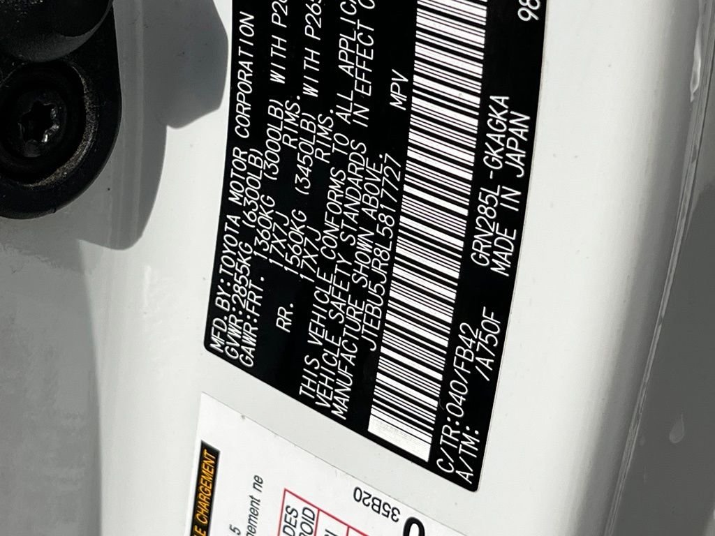 Used 2020 White Toyota SR5 image 27