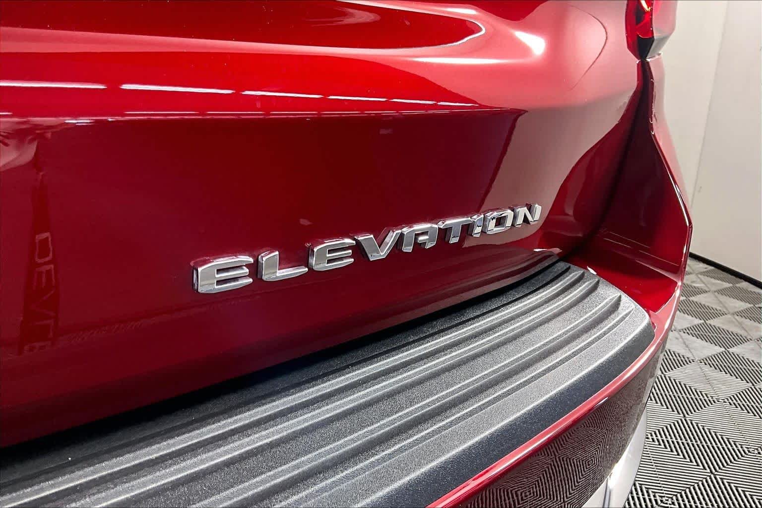 Used 2026 Volcanic Red Tintcoat GMC Elevation image 20
