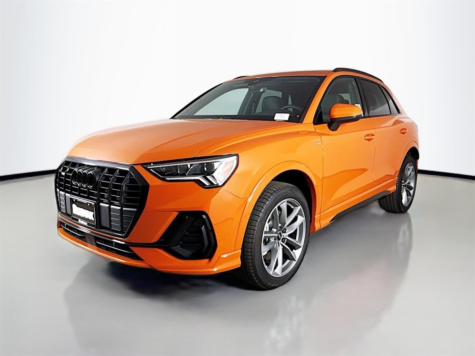 2025 Audi Q3 Premium S line photo 2