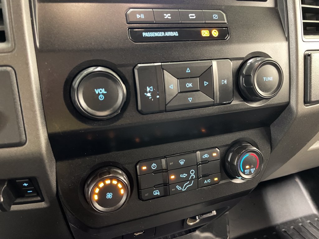 Used 2020 Gray Ford XL image 29