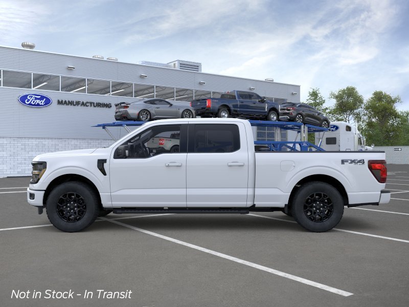 New 2026 Oxford White Ford XLT image 3