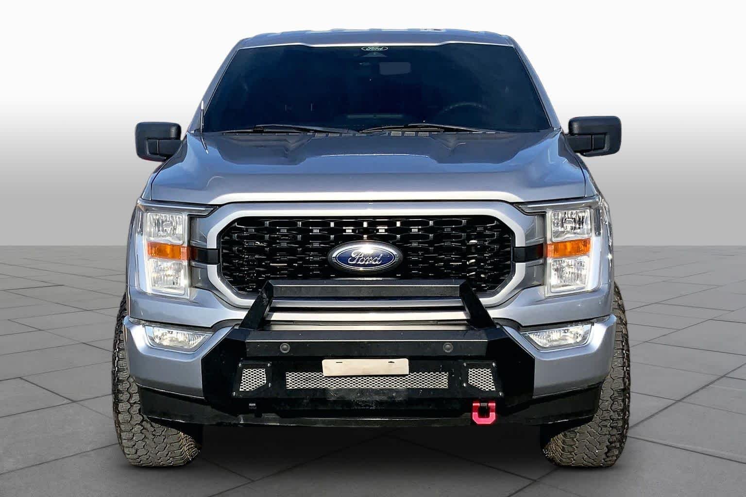 Used 2022 Iconic Silver Metallic Ford XL image 4