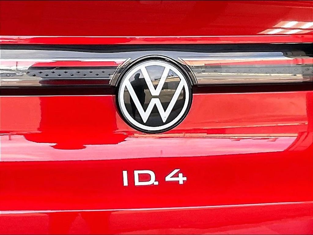 Certified Used 2023 Blue Volkswagen S image 29