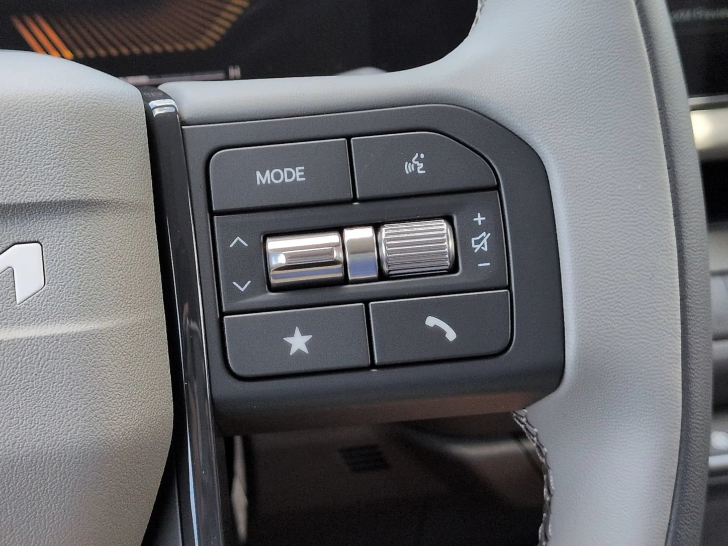 New 2027 Aurora Black Pearl Kia EX image 31