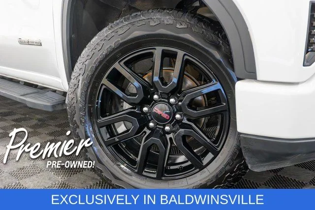 Used 2024 White GMC Elevation image 8