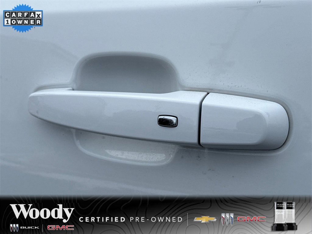 2023 GMC ACADIA - Image 10