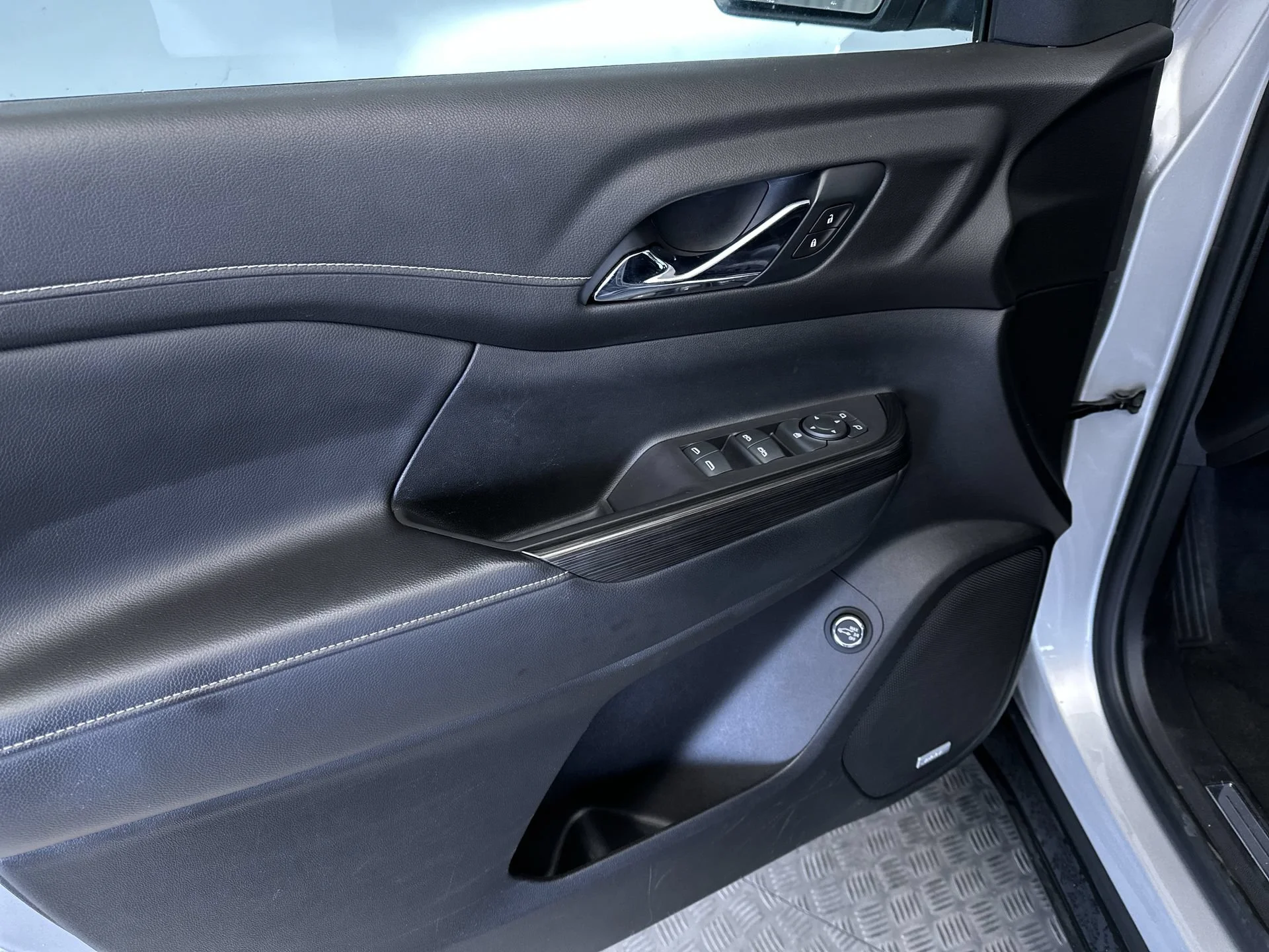 2020 GMC Acadia SLT - Photo 15