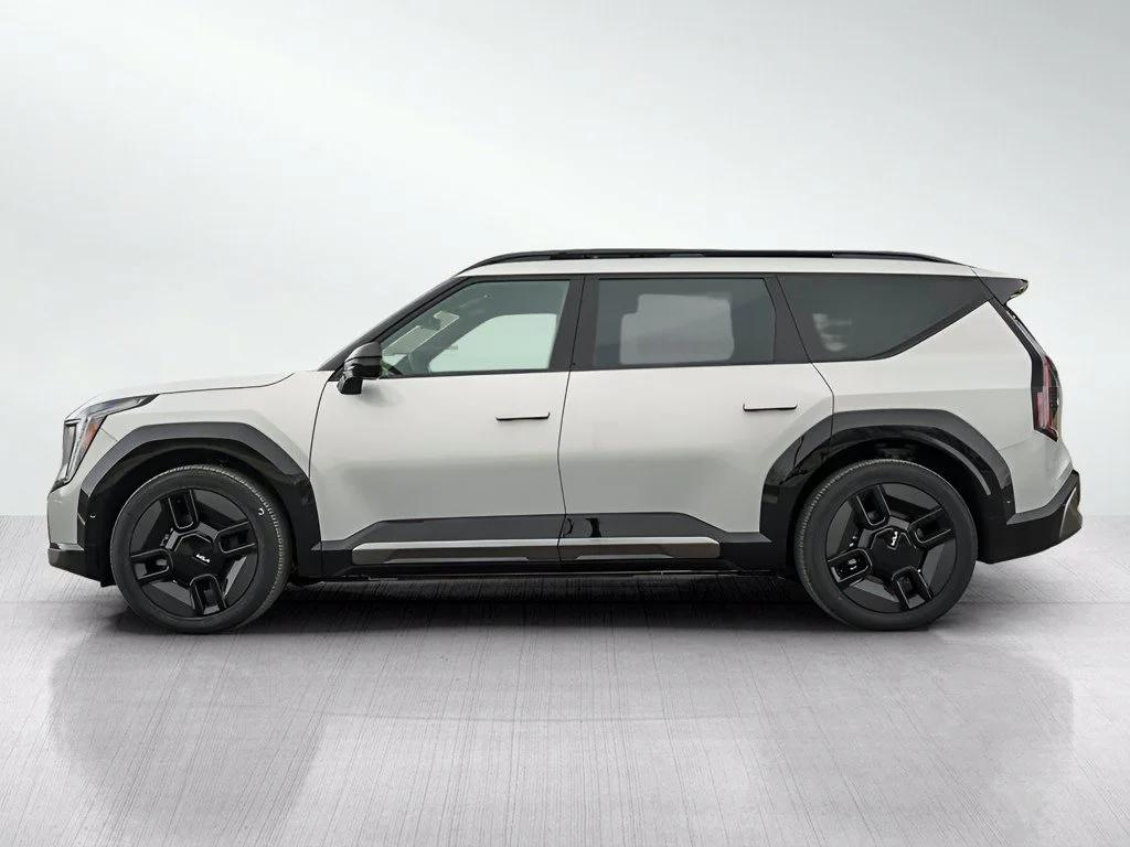 New 2026 Ivory Silver Kia GT-Line AWD image 4