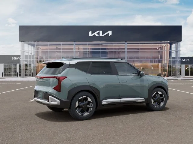 New 2027 Green Kia EX image 6