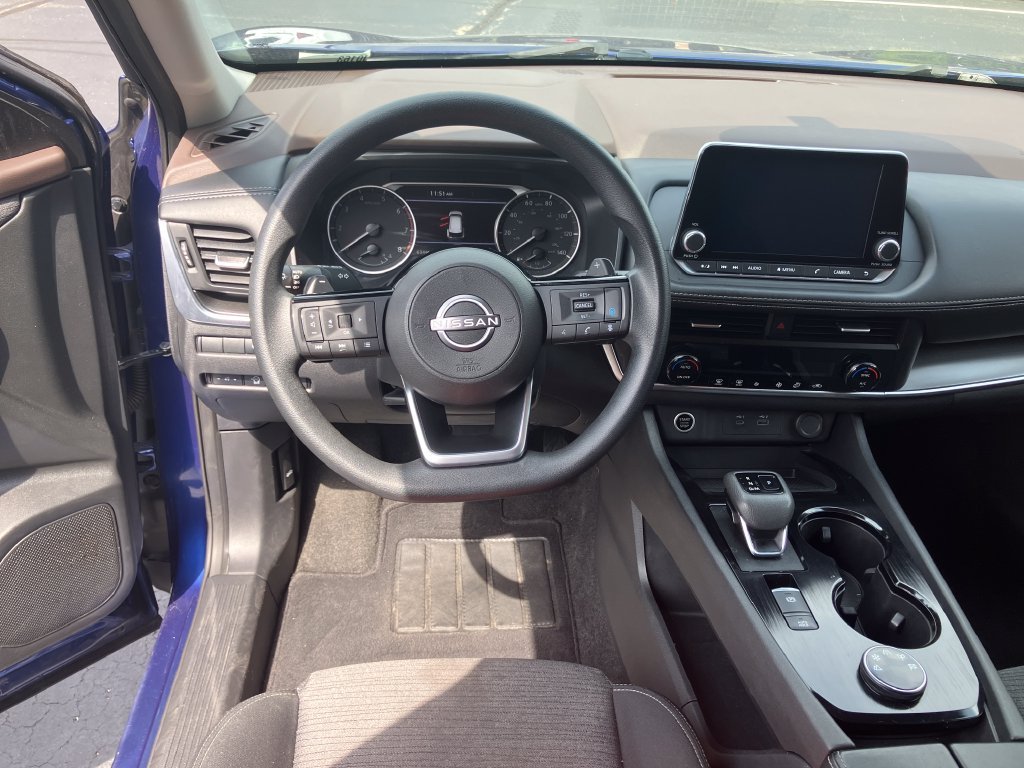 2023 Nissan Rogue SV - Photo 14