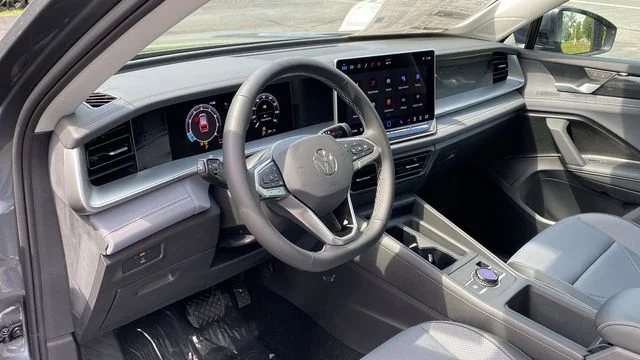 New 2026 Gray Volkswagen 2.0T SE image 11
