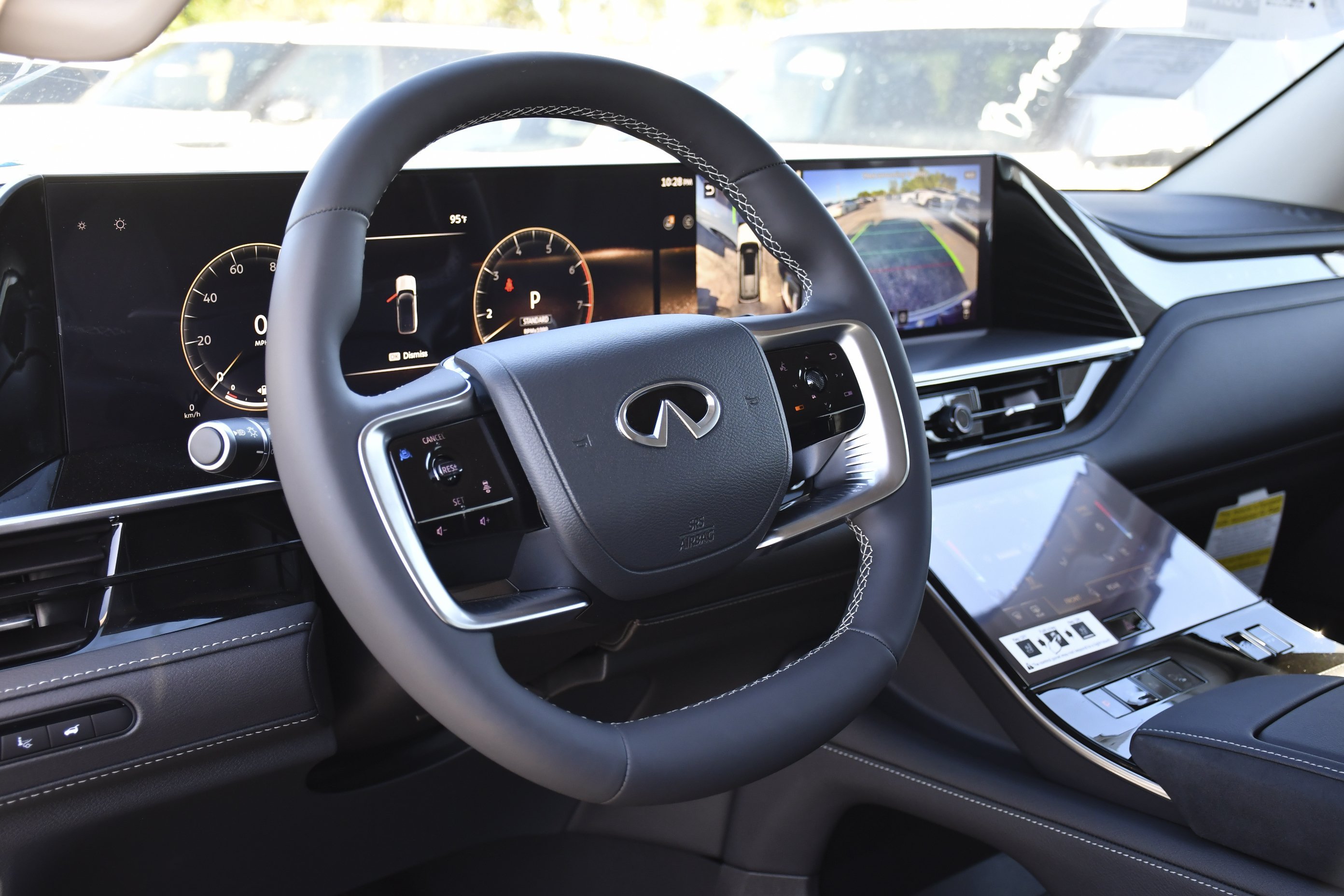 New 2027 RADIANT WHITE INFINITI Luxe 2WD image 23