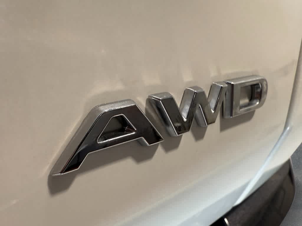 New 2026 Platinum White Pearl Acura  image 6