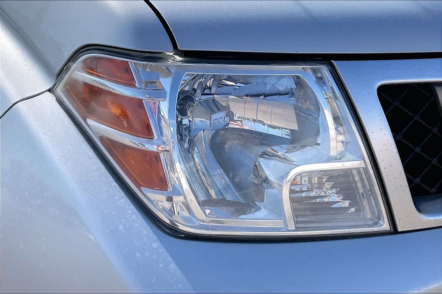 Used 2019 Brilliant Silver Metallic Nissan PRO-4X image 28