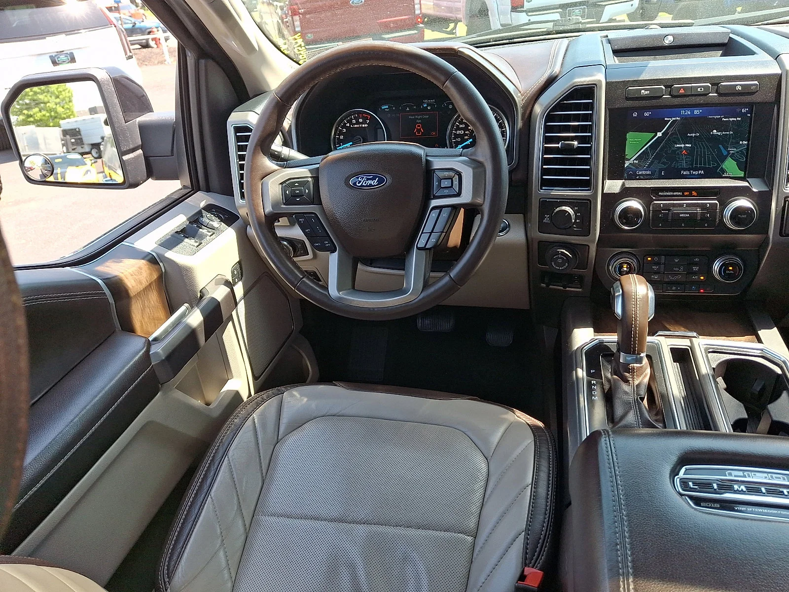 Used 2019 Agate Black Metallic   Um Ford Limited image 14