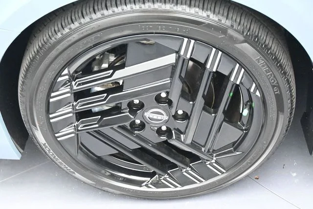 2026 Nissan Sentra SR - Photo 31