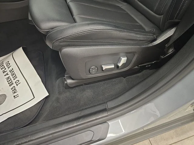 Used 2023 Skyscraper Gray Metallic BMW xDrive30i image 38