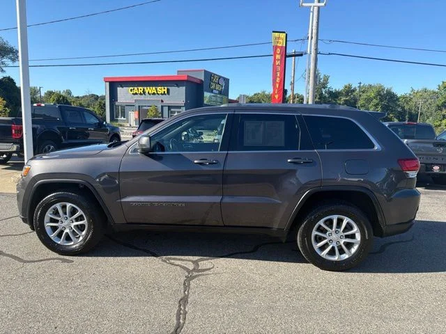 Used 2021 Gray Jeep Laredo E image 8