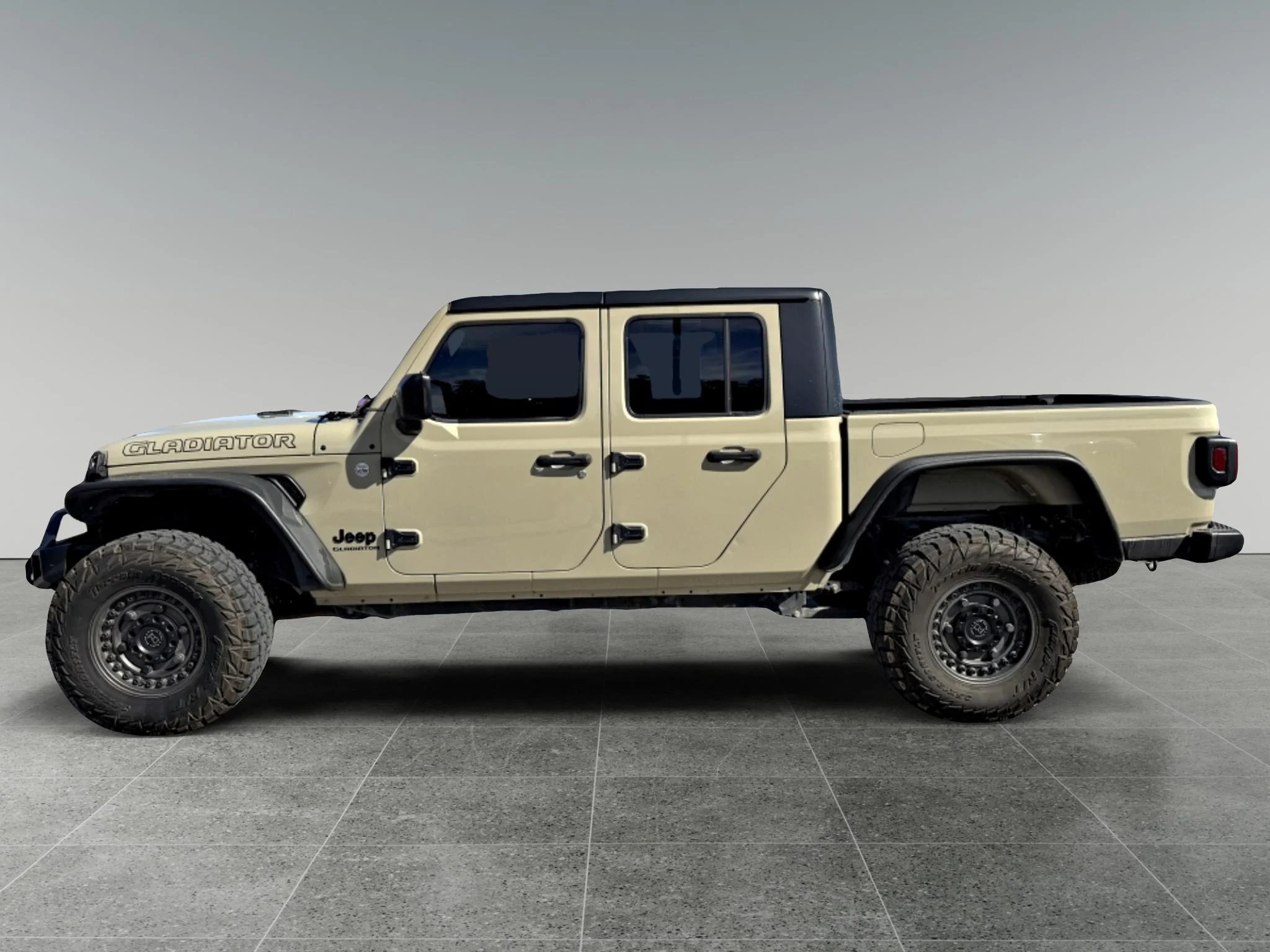 Used 2020 Gobi Clearcoat Jeep Sport image 9