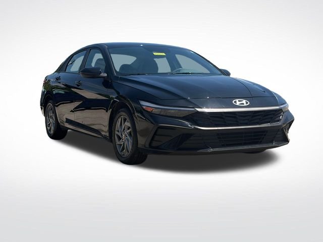 2024 Hyundai Elantra 2.0 SEL IVT's photo