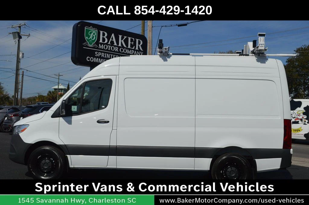 New 2026 Arctic White Mercedes-Benz Cargo 144 WB image 22