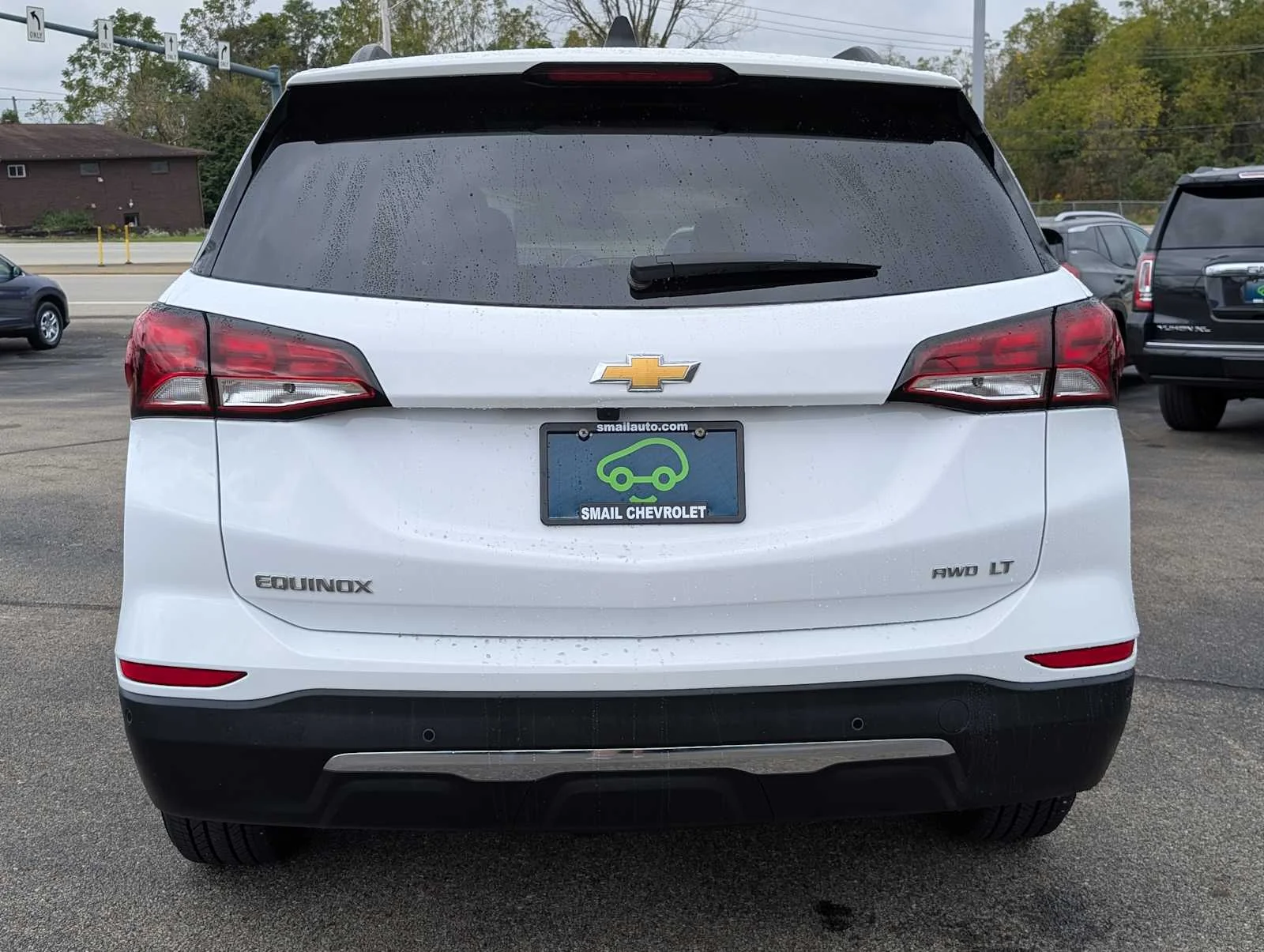 Used 2023 Summit White Chevrolet LT image 9