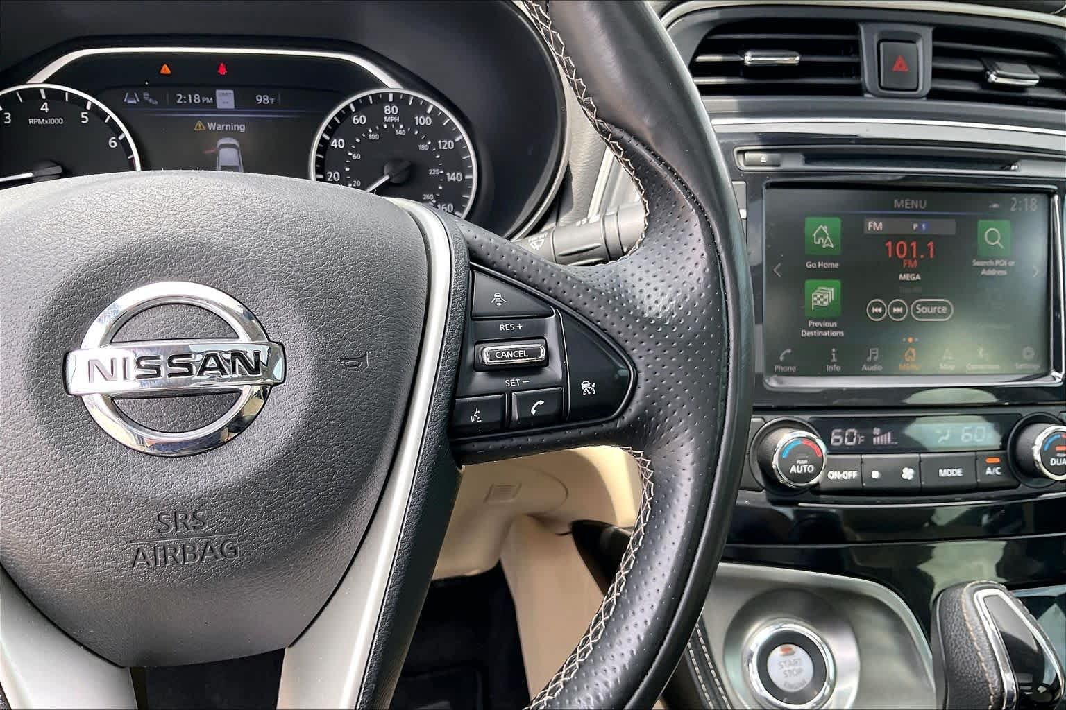 Used 2022 Pearl White Tricoat Nissan Platinum image 25