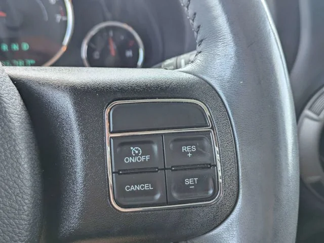Used 2017 Silver Jeep Unlimited Sport image 23