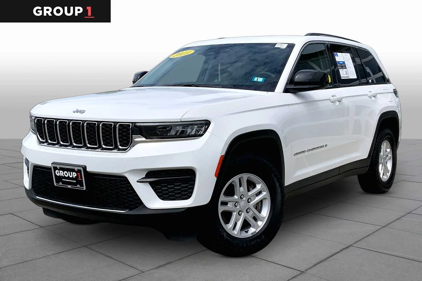 Pre-Owned 2023 Jeep Grand Cherokee Laredo
