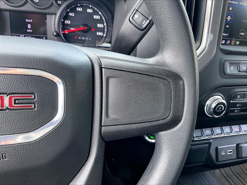 Used 2022 Pacific Blue Metallic GMC Pro image 22