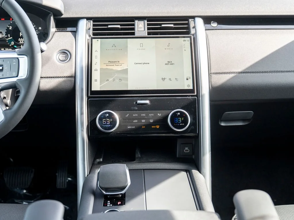 2025 Land Rover Discovery S - Photo 19