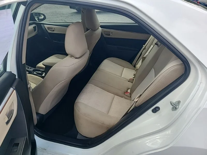 Used 2016 White Toyota LE image 12