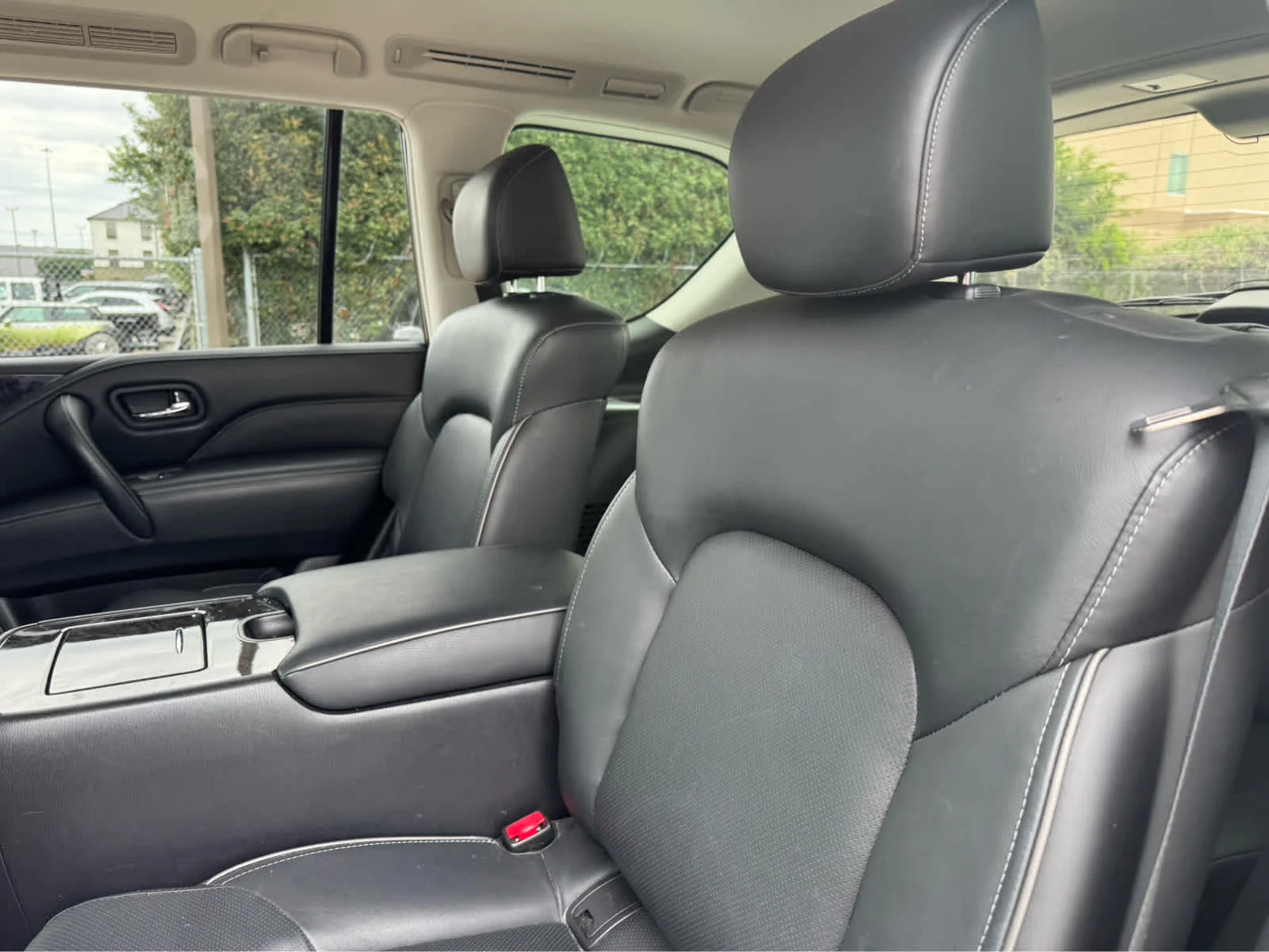 Certified Used 2021 Liquid Platinum INFINITI LUXE image 24