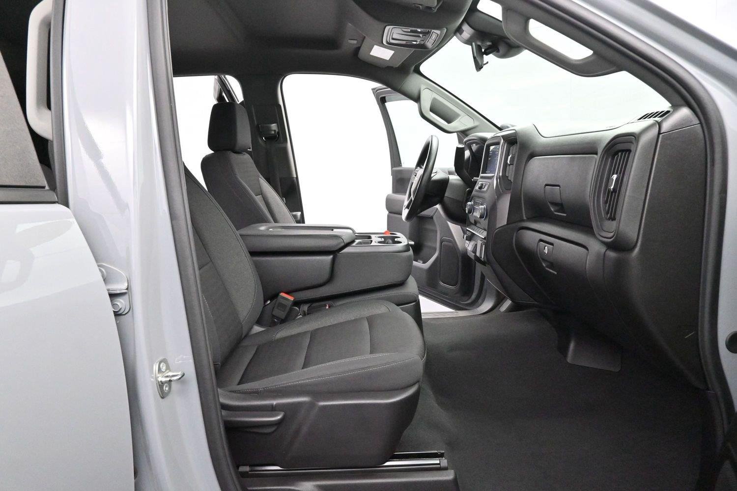 Used 2024 Slate Gray Metallic Chevrolet Custom image 29