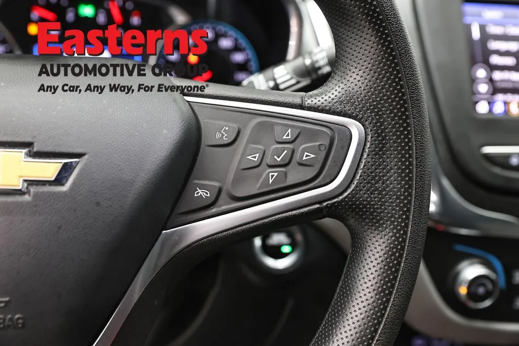 Used 2022 Gray Chevrolet LT image 15