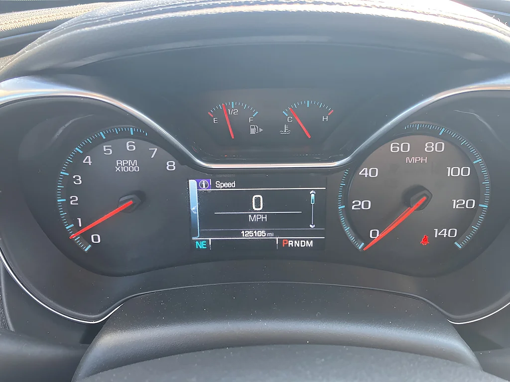 Used 2017 Siren Red Tintcoat Chevrolet LT image 13