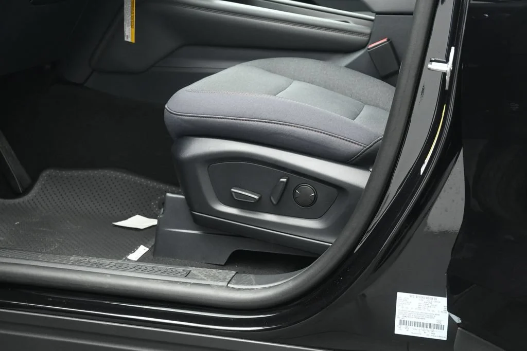 New 2026 Agate Black Metallic Ford Active image 11