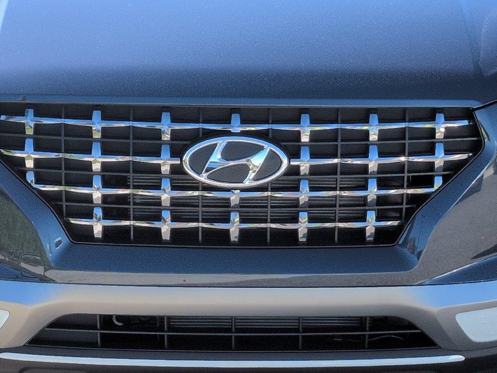 New 2026 White Hyundai SEL w/Two-Tone Roof image 4
