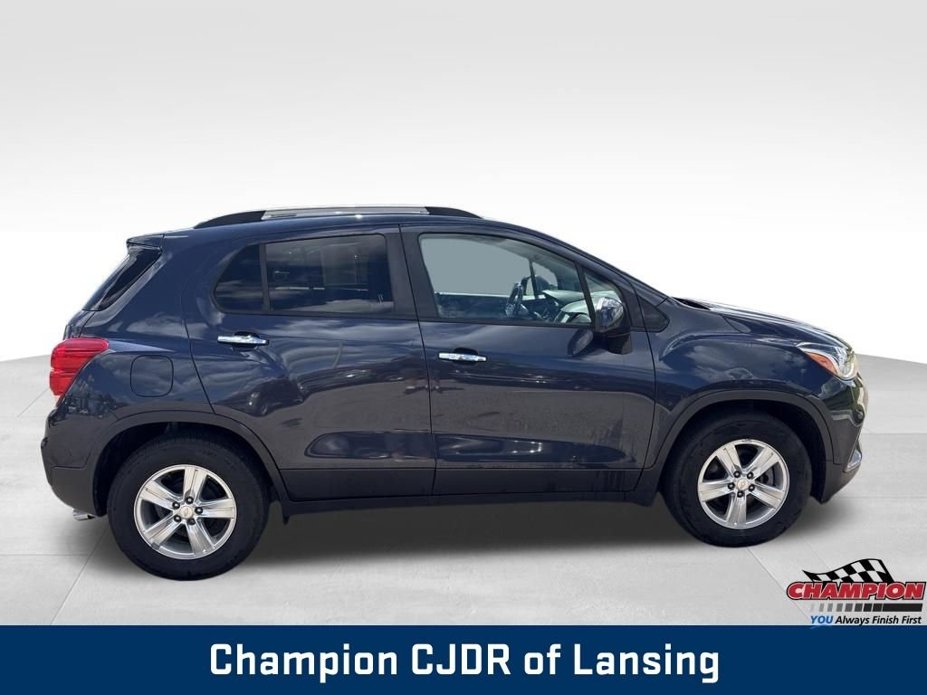 Used 2019 Blue Chevrolet LT image 9