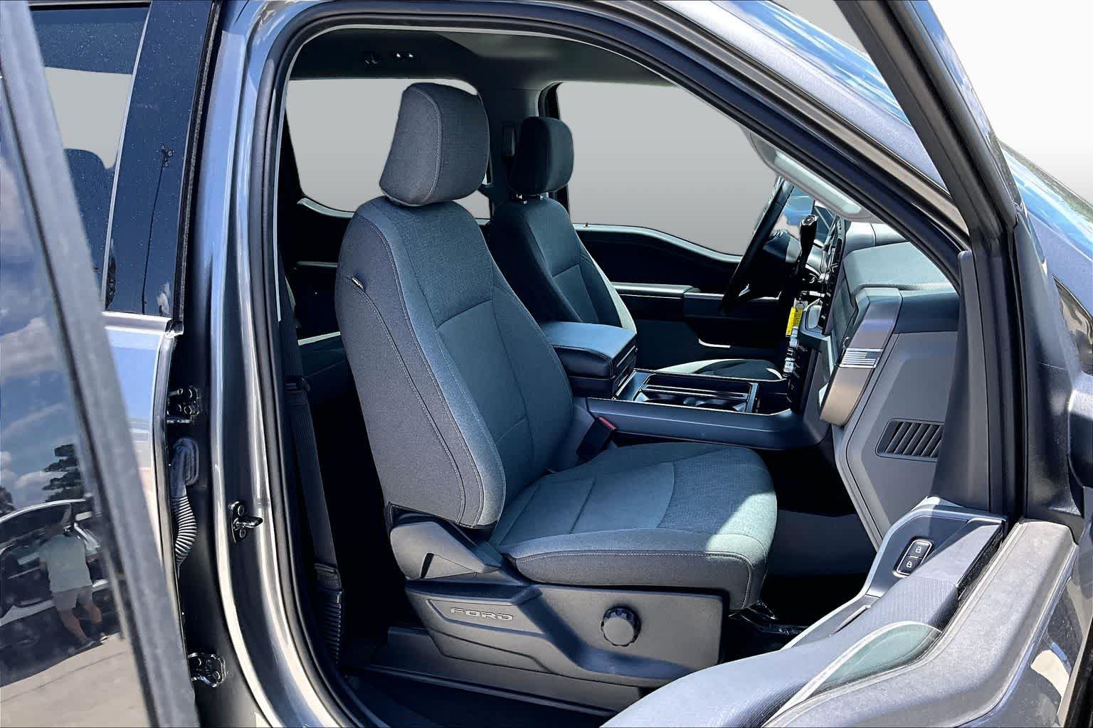 Used 2024 Carbonized Gray Ford XLT image 9