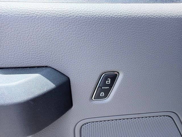 Used 2020 Silver Ford XL image 14