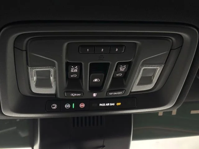 New 2026 Onyx Black GMC AT4 image 33