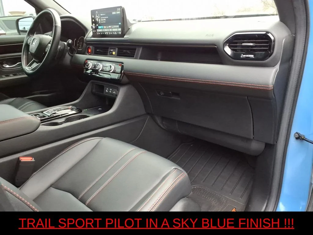 Used 2024 Blue Honda TrailSport image 9