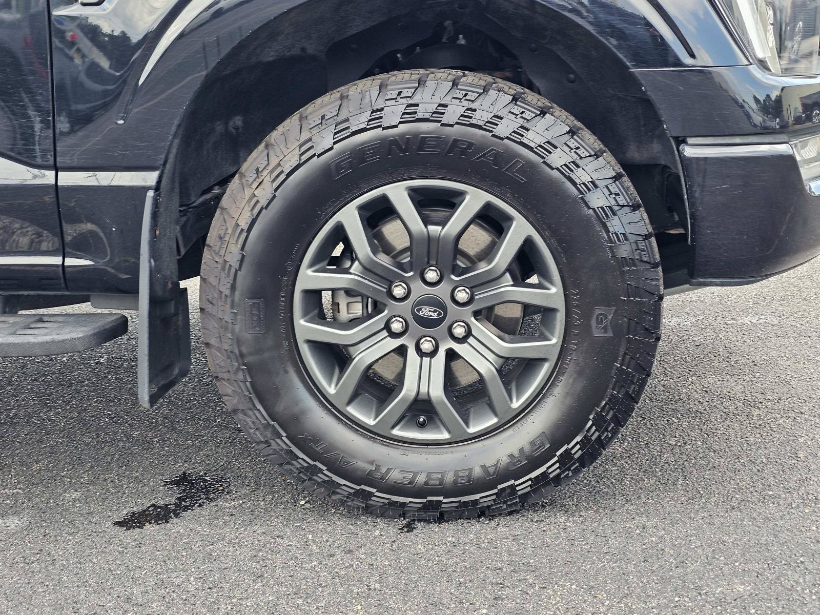 Used 2023 Agate Black Metallic Ford Tremor image 6