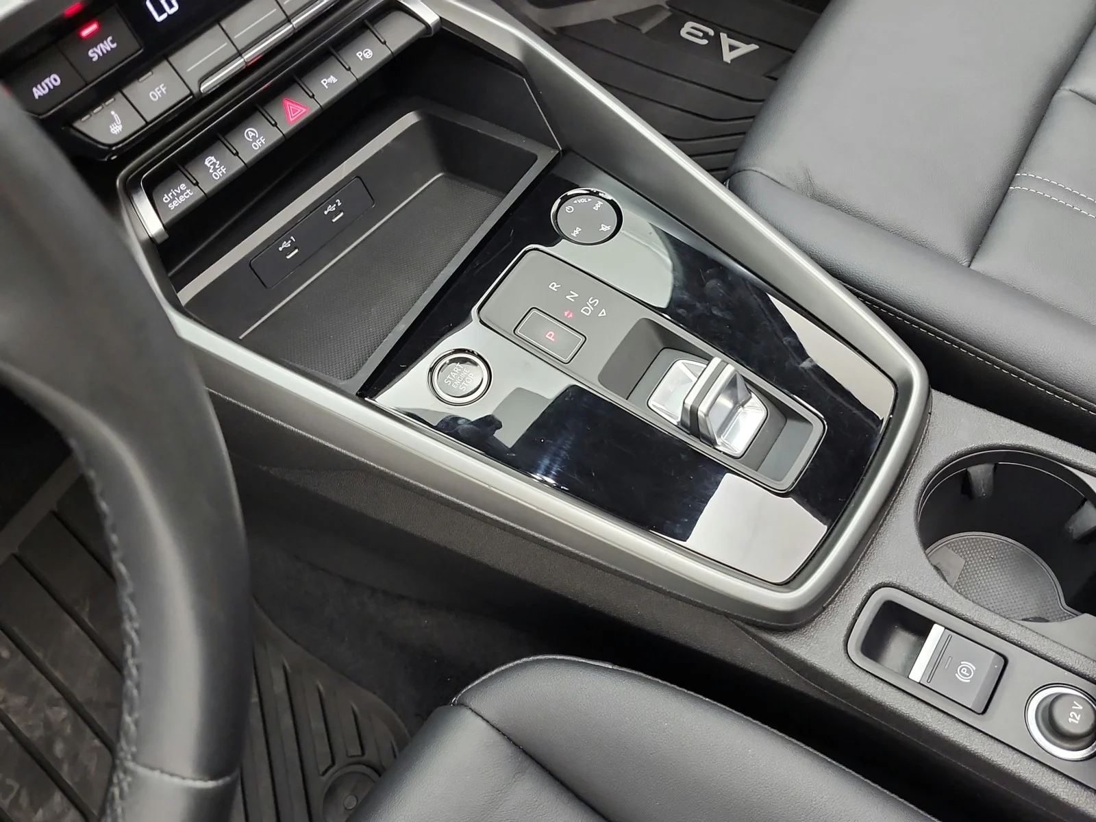 Used 2022 Florett Silver Metallic Audi Premium Plus 40 TFSI image 11
