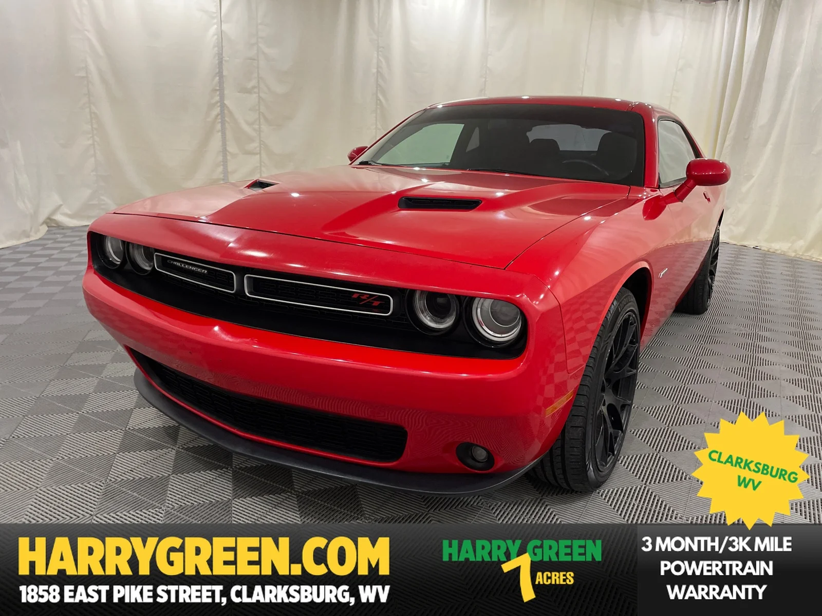 Used 2016 Torred Clearcoat Dodge R/T image 1