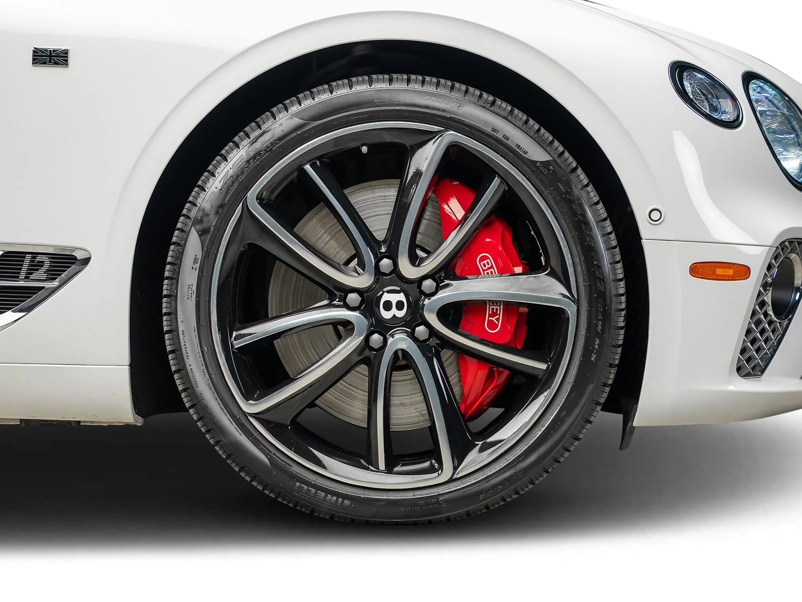 Used 2020 White Bentley W12 image 31