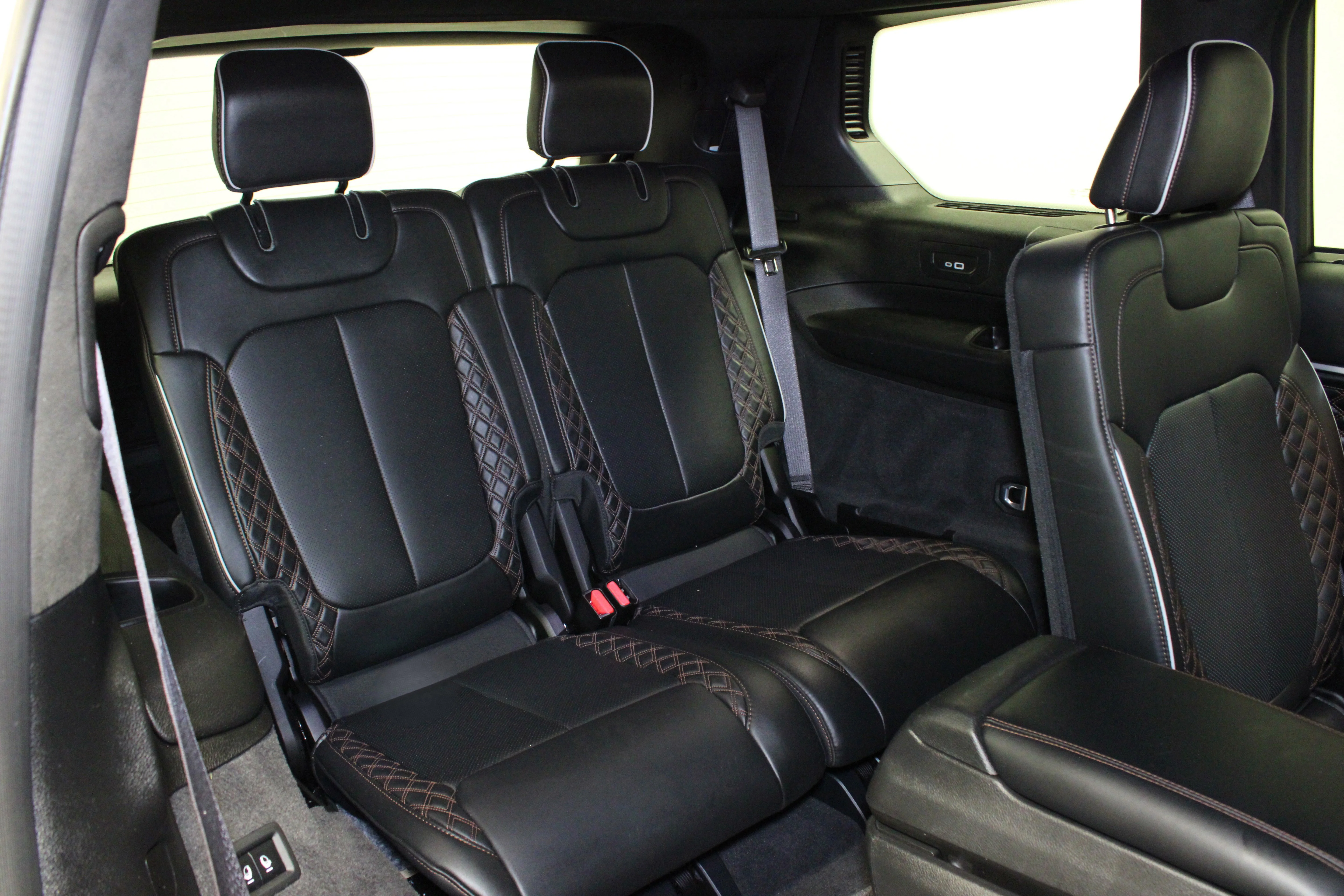 Used 2023 Bright White Clearcoat Jeep Summit image 20