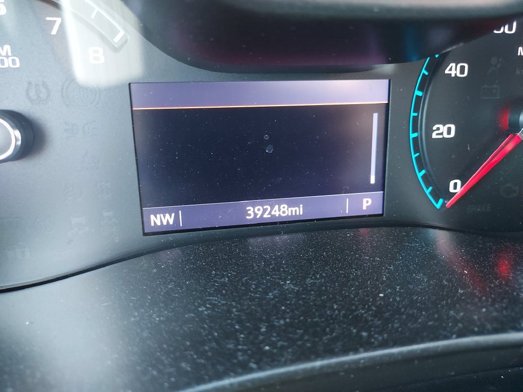 Used 2022 Gray Chevrolet Z71 image 19