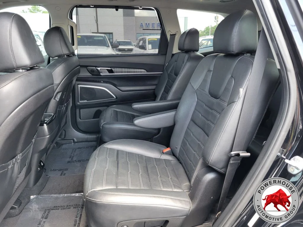Used 2023 Black Kia SX-Prestige image 18
